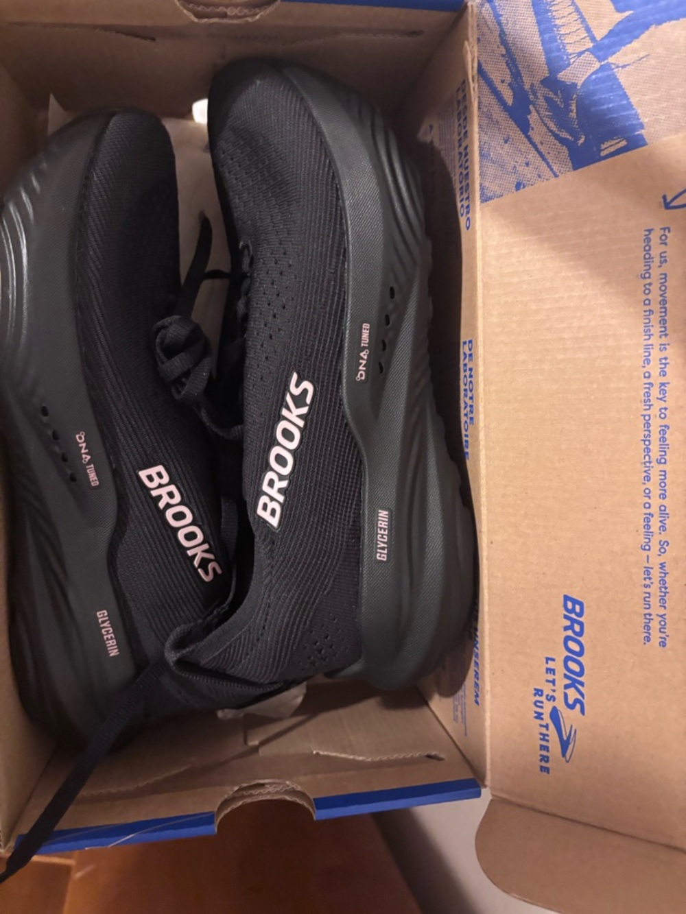 Brooks Glycerin Black with Pink Logo Athletic Running Shoes - Picture 2 of 3